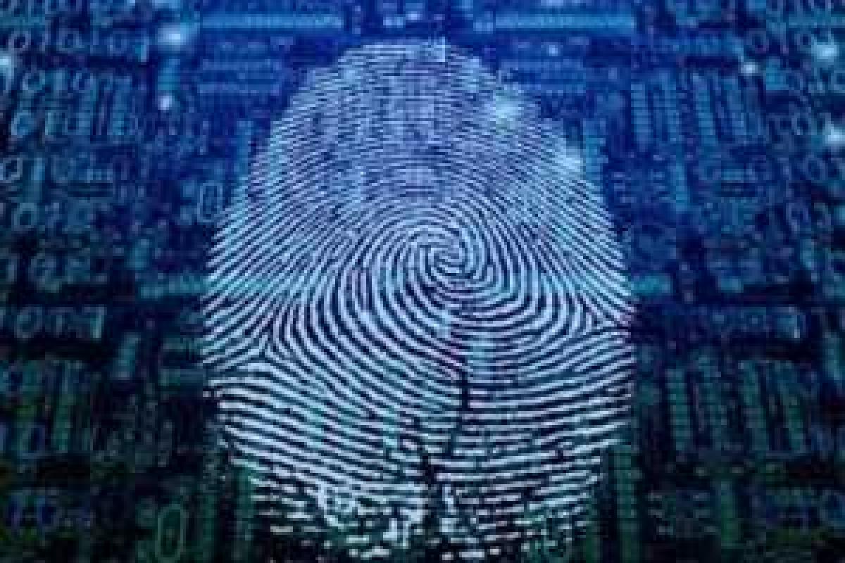 Рядовой сотрудник новой полиции в Украине будет получать 6 тыс. грн. в месяц Рядовой сотрудник новой полиции в Украине будет получать 6 тыс. грн. в месяц