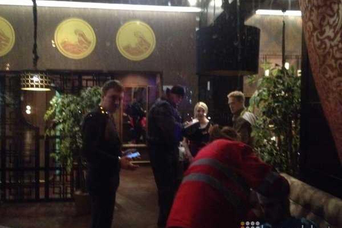 В ресторане в центре Киева драка переросла в перестрелку, - очевидцы В ресторане в центре Киева драка переросла в перестрелку, - очевидцы