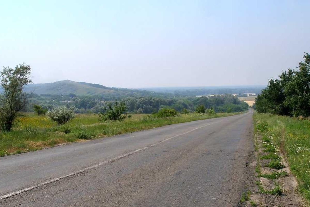 На автодороге Кременная - Красный Лиман похищают людей На автодороге Кременная - Красный Лиман похищают людей