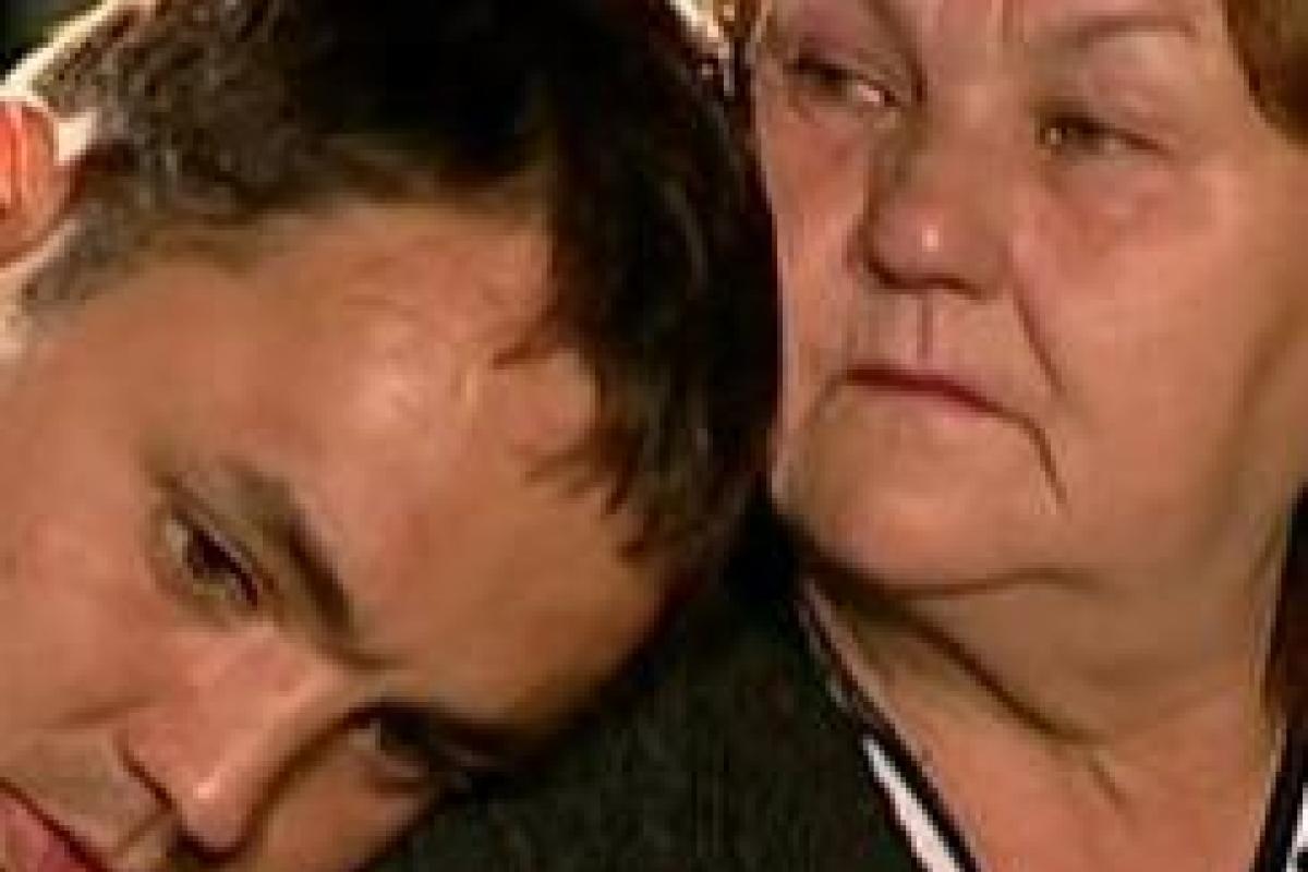 Мать Александра Гобозова госпитализировали с переломом ребер