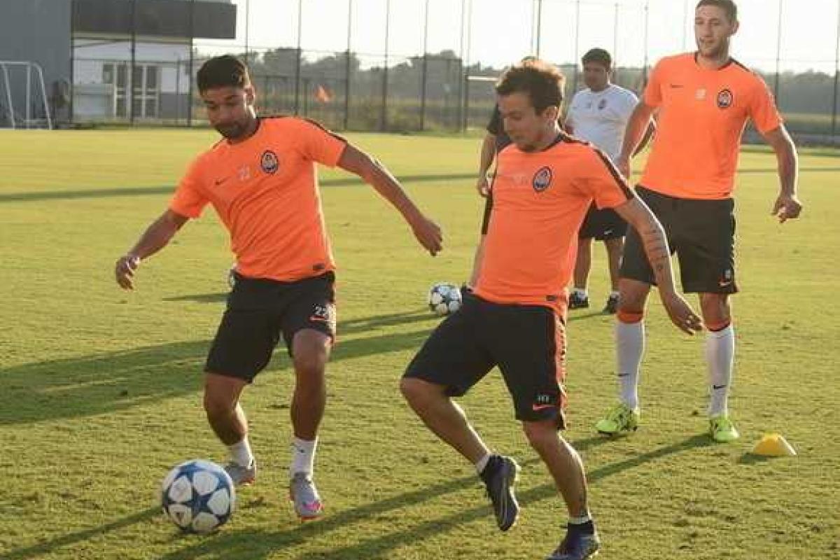 Луческу огласил новое расписание "Шахтера"