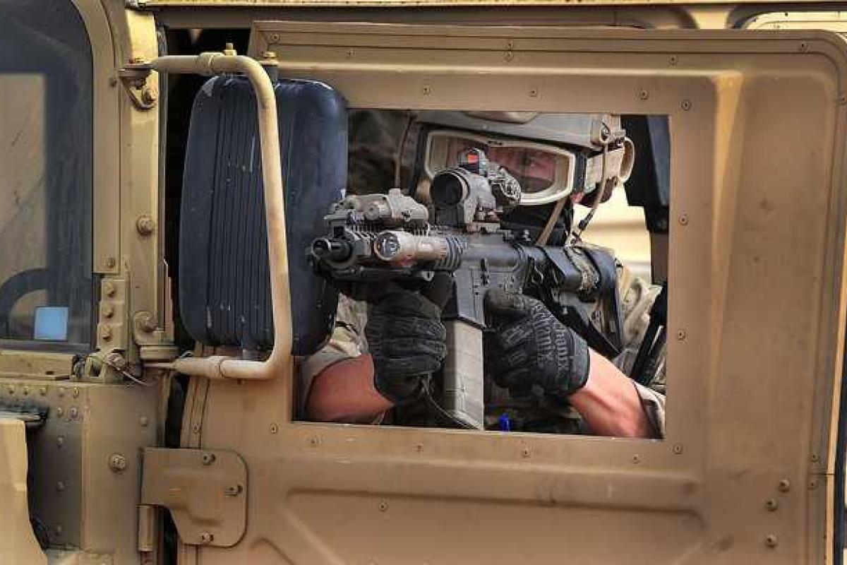 США направит в Сирию группу американских спецназовцев США направит в Сирию группу американских спецназовцев