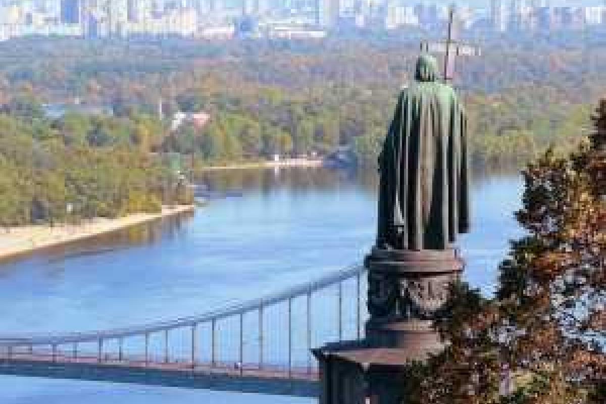 ИноСМИ анонсирует неизбежный дефолт Киева