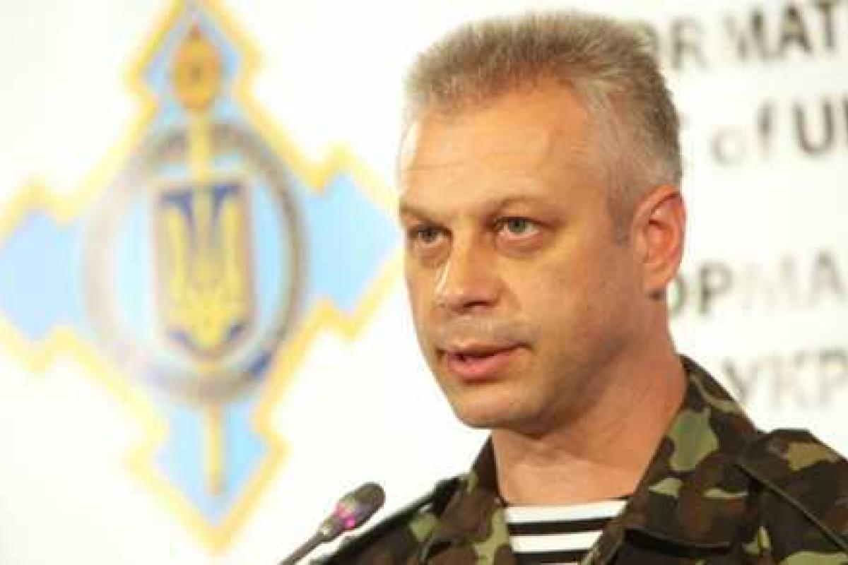 Лысенко: В зоне АТО ранили еще одного украинского военного