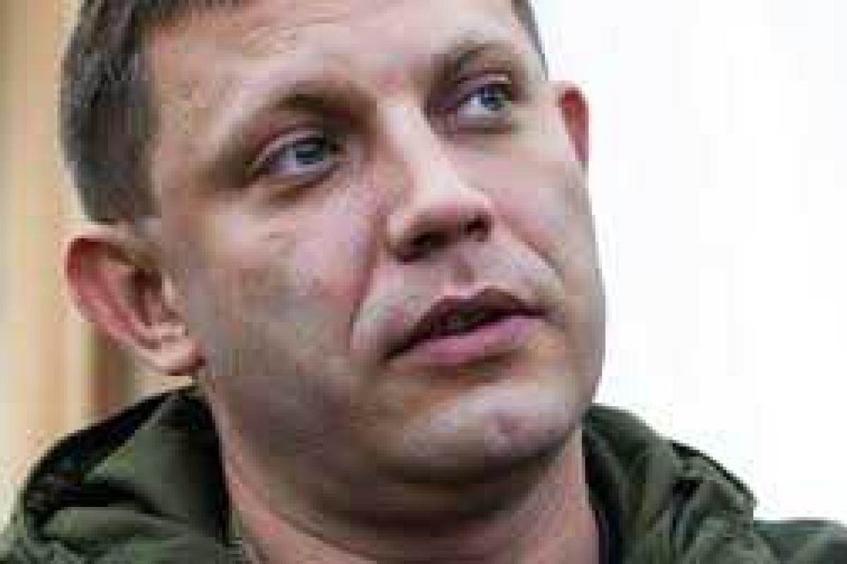 Главарь "ДНР" выступил перед жителями Донецка Главарь "ДНР" выступил перед жителями Донецка