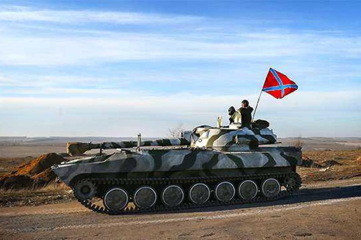 В Макеевку боевики "ДНР" перебросили батарею 122-мм САУ