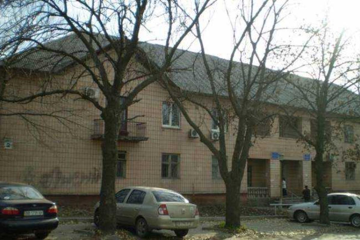 Луганский судья хранил в своем кабинете противопехотную мину Луганский судья хранил в своем кабинете противопехотную мину