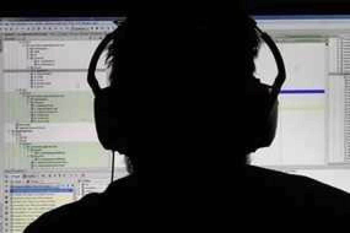 Боевики "ЛНР" требуют у местных жителей отключаться от украинских операторов