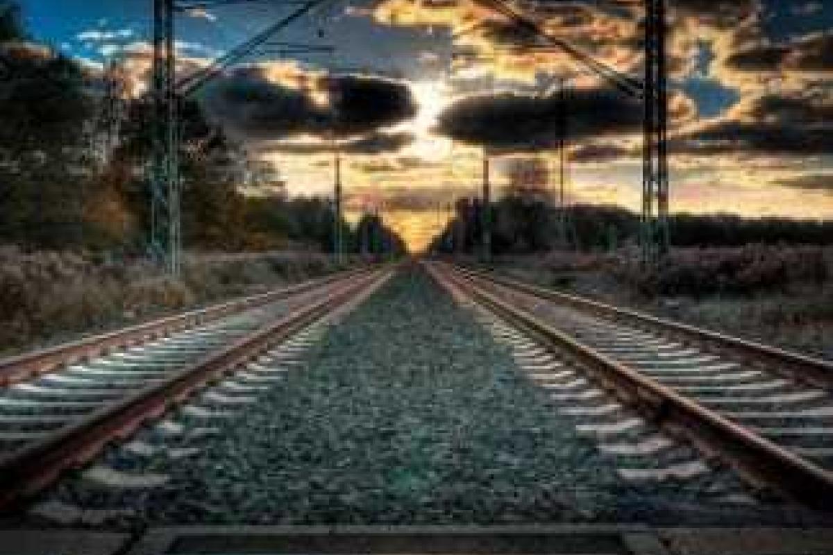 Под Славянском на железной дороге нашли обезглавленное тело мужчины Под Славянском на железной дороге нашли обезглавленное тело мужчины