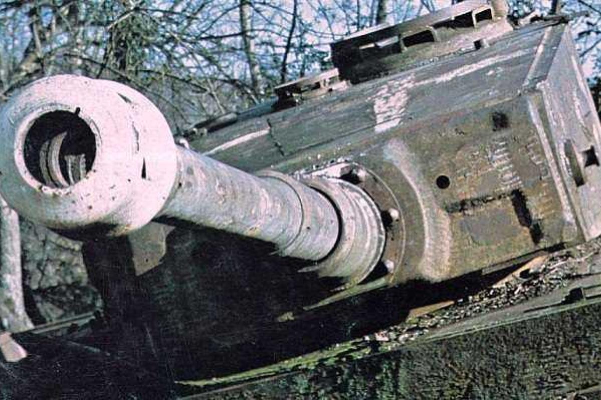 В Генштабе сообщили, что танкисты из 93-й бригады покинули свои позиции В Генштабе сообщили, что танкисты из 93-й бригады покинули свои позиции