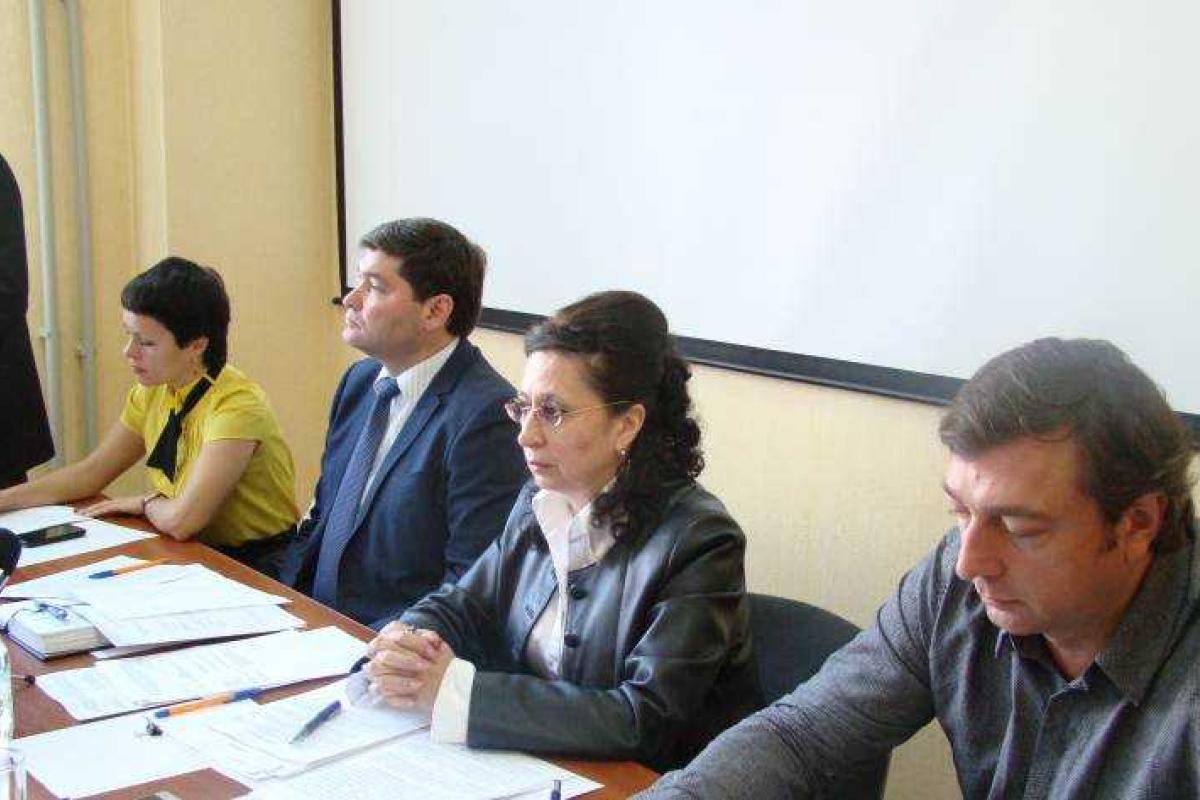 Клименко дает "нагоняй" аграриям Луганщины за контрабанду рогатого скота в Россию. Видео