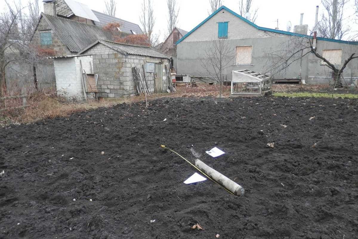 Наблюдатели ОБСЕ показали, как террористы обстреляли градами жилые дома в Донецке Наблюдатели ОБСЕ показали, как террористы обстреляли градами жилые дома в Донецке
