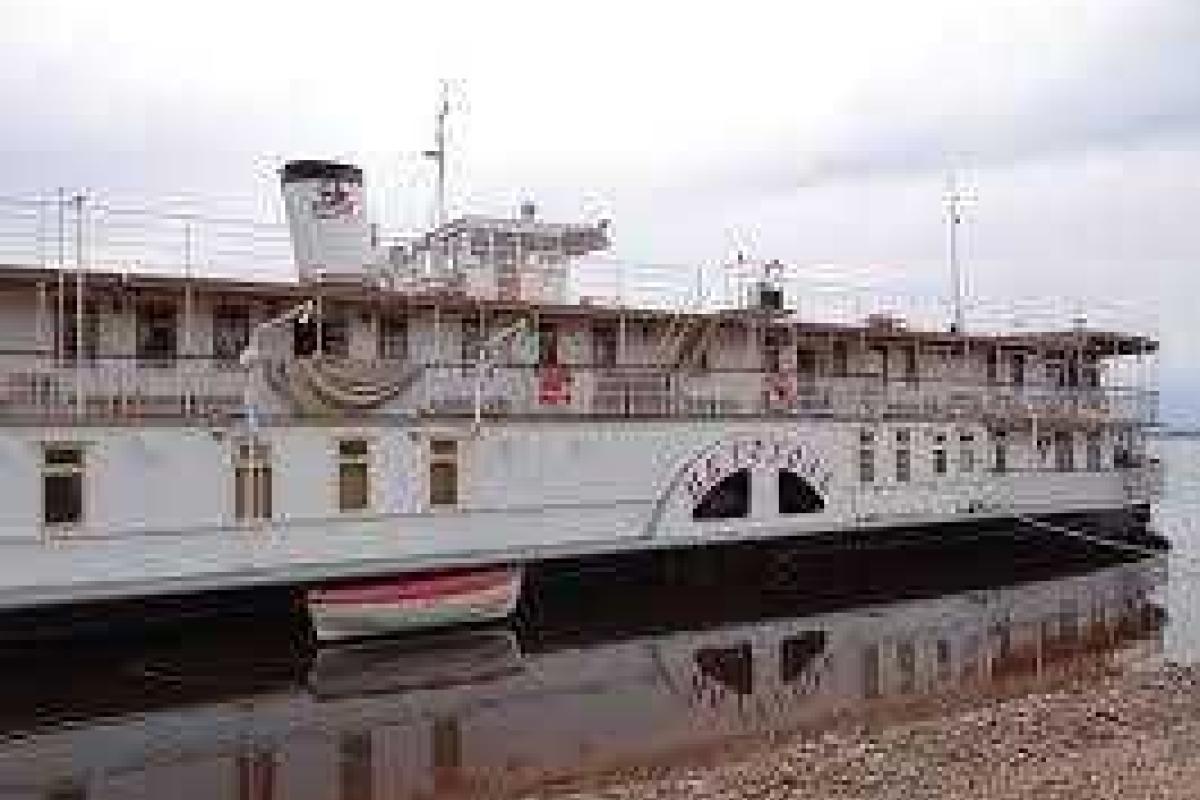 В этом сезоне речные поездки для херсонских дачников завершены В этом сезоне речные поездки для херсонских дачников завершены