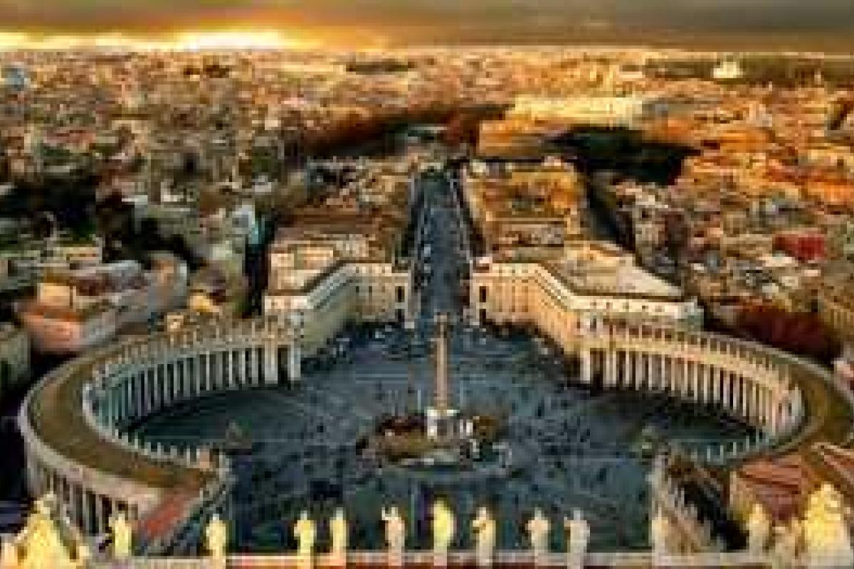 Скандал в Ватикане: в утечке информации обвинили пяти человек Скандал в Ватикане: в утечке информации обвинили пяти человек