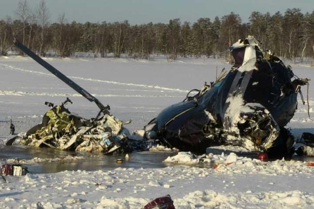 В России упал вертолет Ми-2, есть погибшие В России упал вертолет Ми-2, есть погибшие