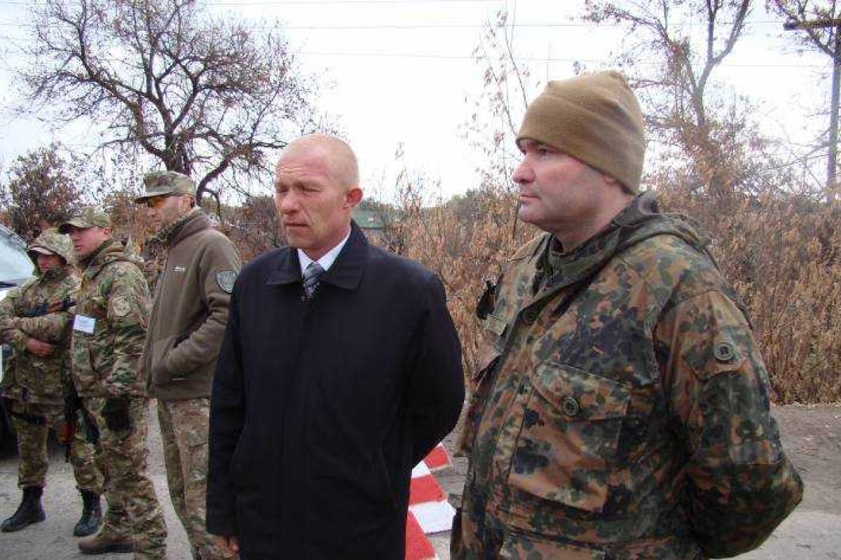 Клименко рассказал о деталях и нюансах перехода через пеший коридор в Станице Луганской Клименко рассказал о деталях и нюансах перехода через пеший коридор в Станице Луганской