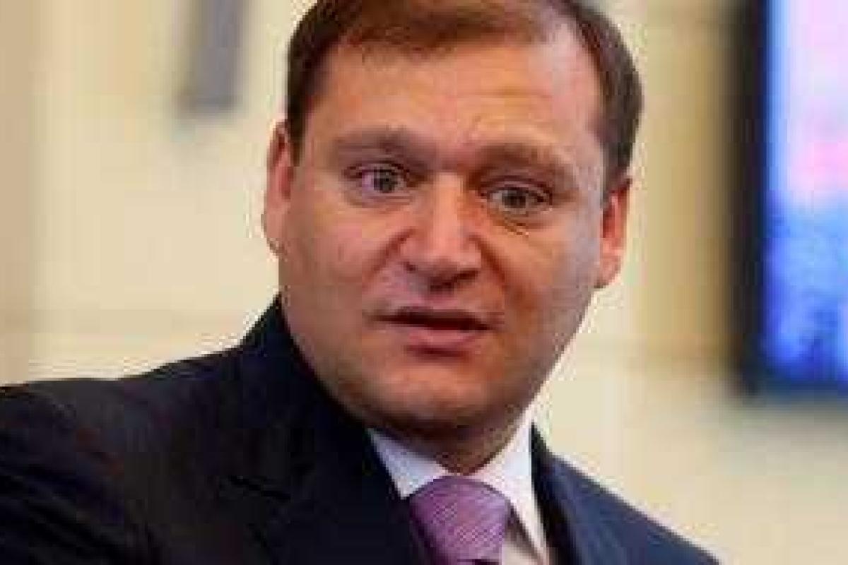 Добкину дали по носу в суде над Лукаш. Видео