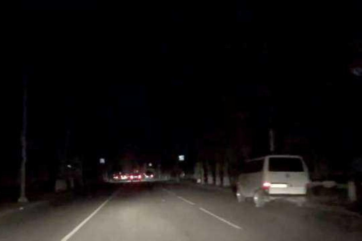 Житель Севастополя показал ночной город во всей пугающей "красе". Видео Житель Севастополя показал ночной город во всей пугающей "красе". Видео