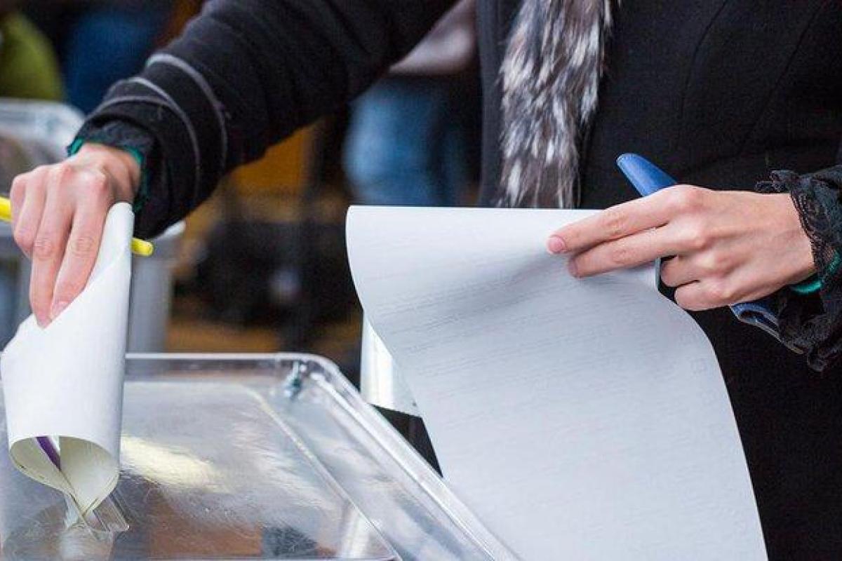 Сегодня в 29 городах Украины стартовало голосование во втором туре выборов мэра Сегодня в 29 городах Украины стартовало голосование во втором туре выборов мэра