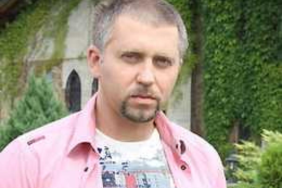 Рэпер Сергей Пархоменко развелся с женой Рэпер Сергей Пархоменко развелся с женой