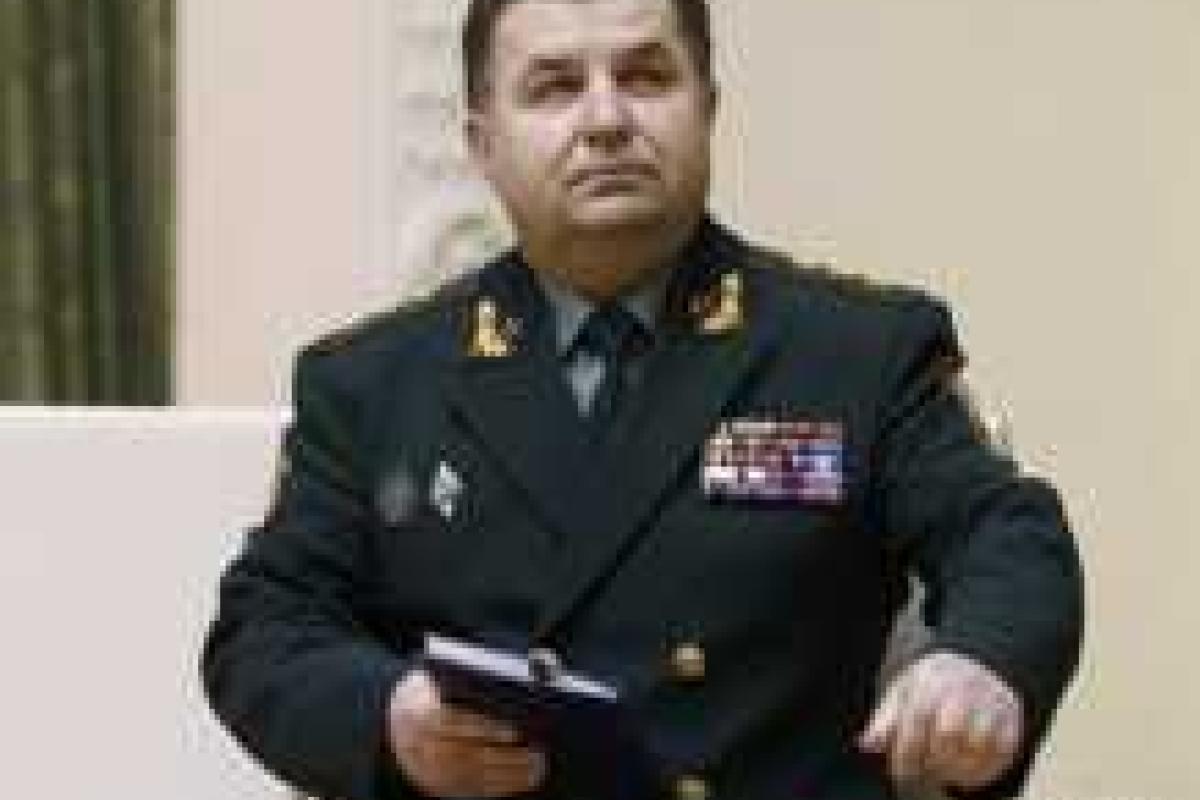 Известный волонтер Яна Зинкевич попала в ДТП, - Полторак Известный волонтер Яна Зинкевич попала в ДТП, - Полторак