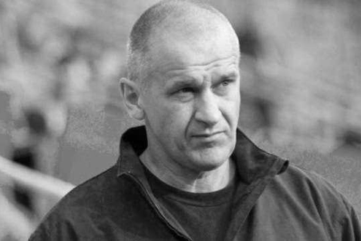 Скоропостижно скончался спортивный директор ФК «Днепр» Скоропостижно скончался спортивный директор ФК «Днепр»
