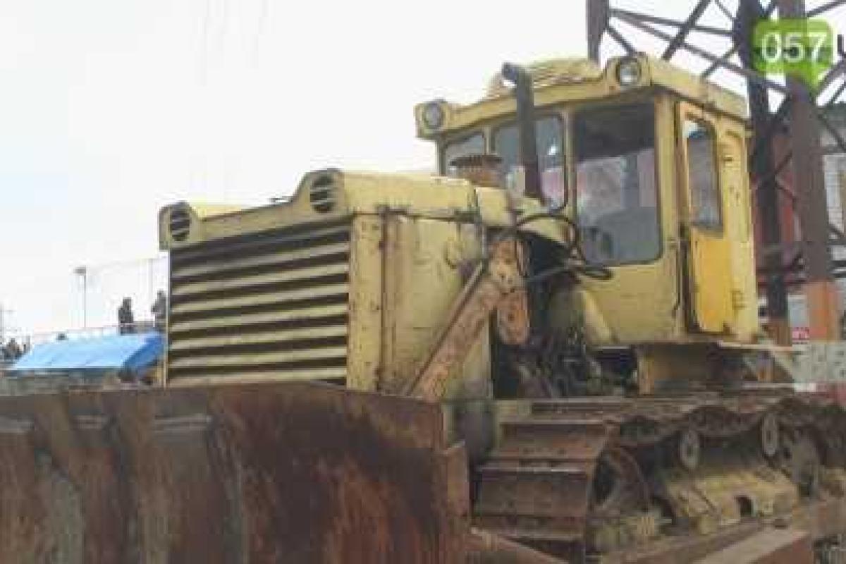 Война за землю в районе рынка Барабашова в Харькове. Видео