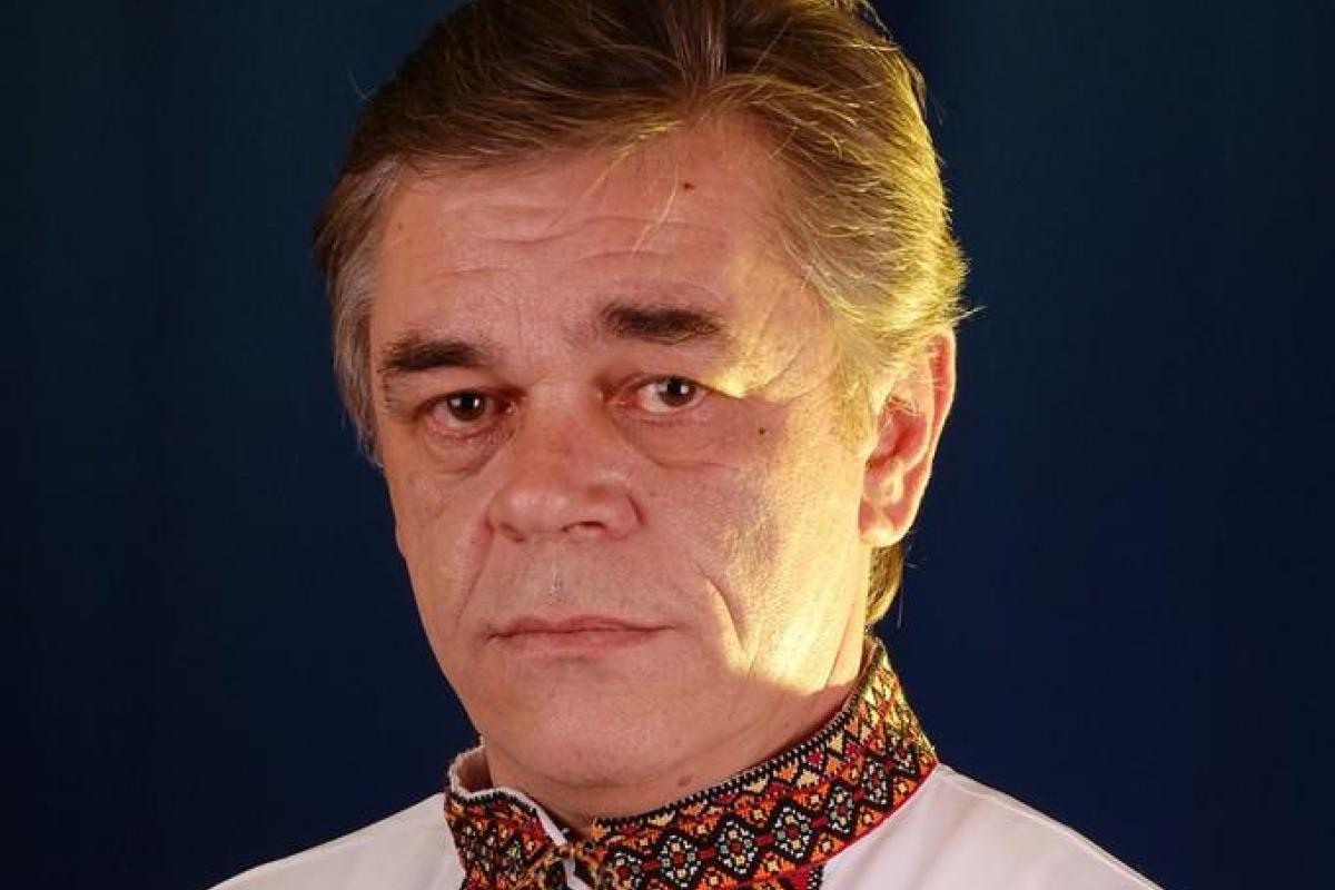 Яценюк и Аваков фактически шантажируют украинцев своей уникальностью и незаменимостью, - нардеп Яценюк и Аваков фактически шантажируют украинцев своей уникальностью и незаменимостью, - нардеп