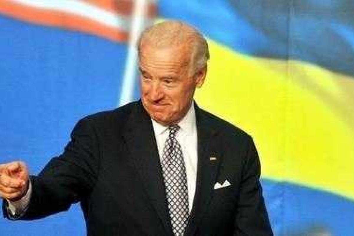 Балога: Штатам нужно достучаться не до сердец коррупционеров, а к кошелькам Балога: Штатам нужно достучаться не до сердец коррупционеров, а к кошелькам