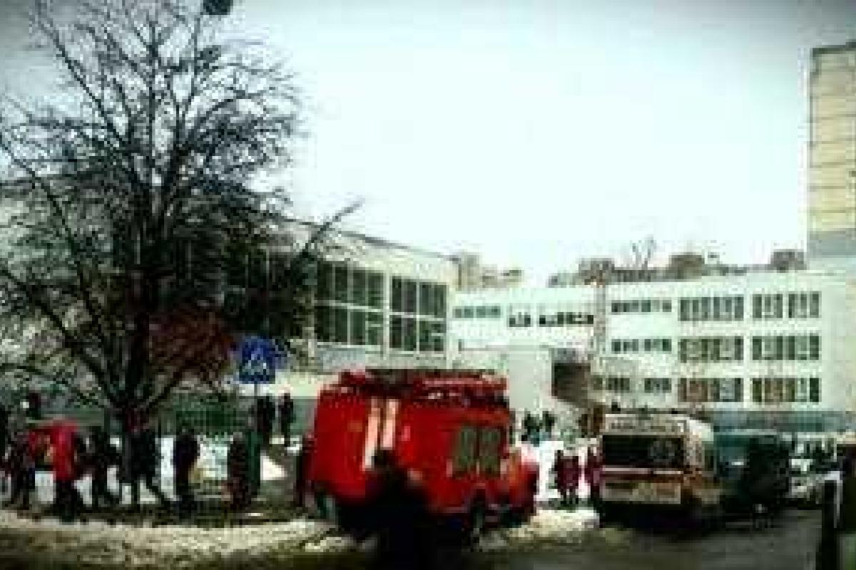 В Харькове установили личность виновника ЧП в школе В Харькове установили личность виновника ЧП в школе