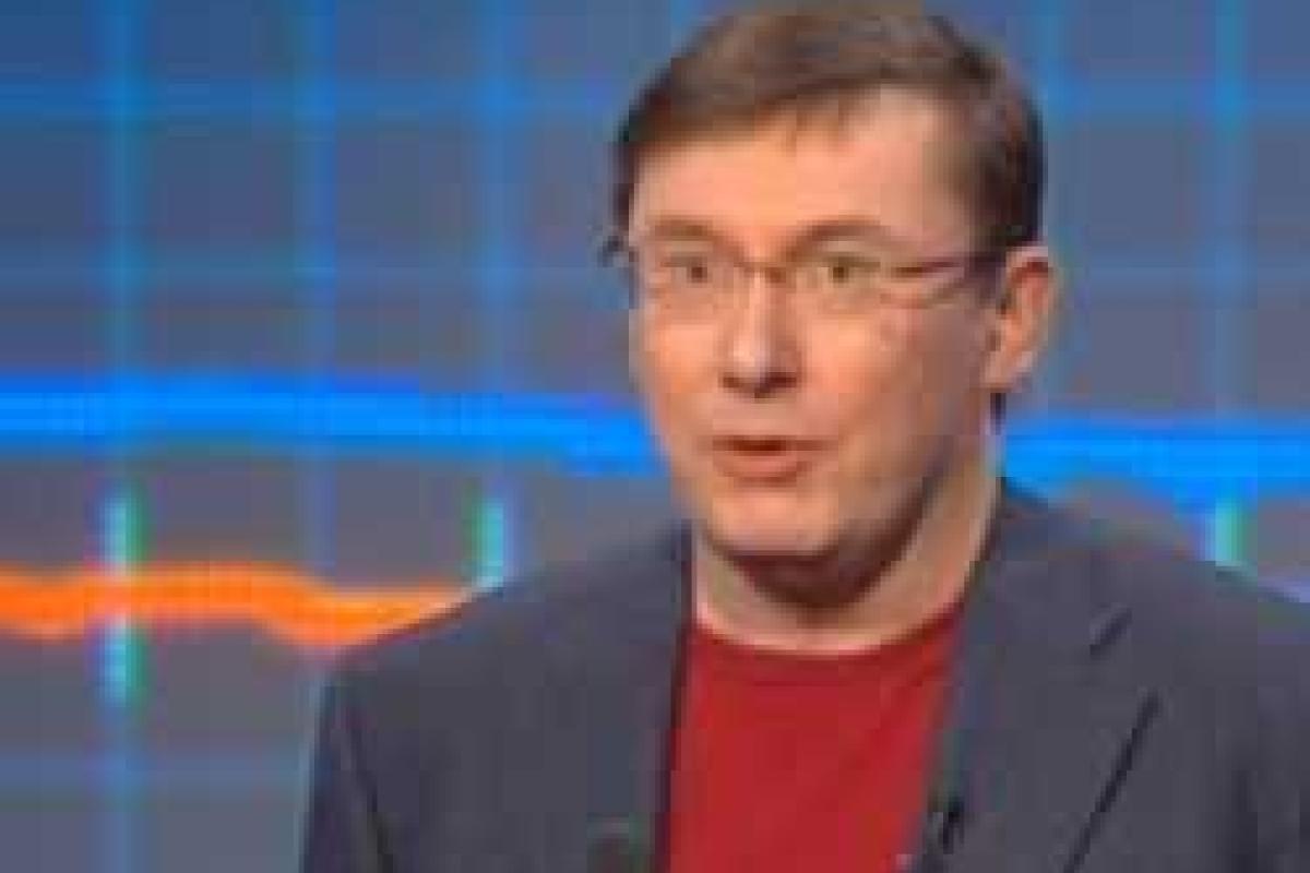 Луценко: Блок Порошенко готов к смене Кабмина и новым выборам Луценко: Блок Порошенко готов к смене Кабмина и новым выборам