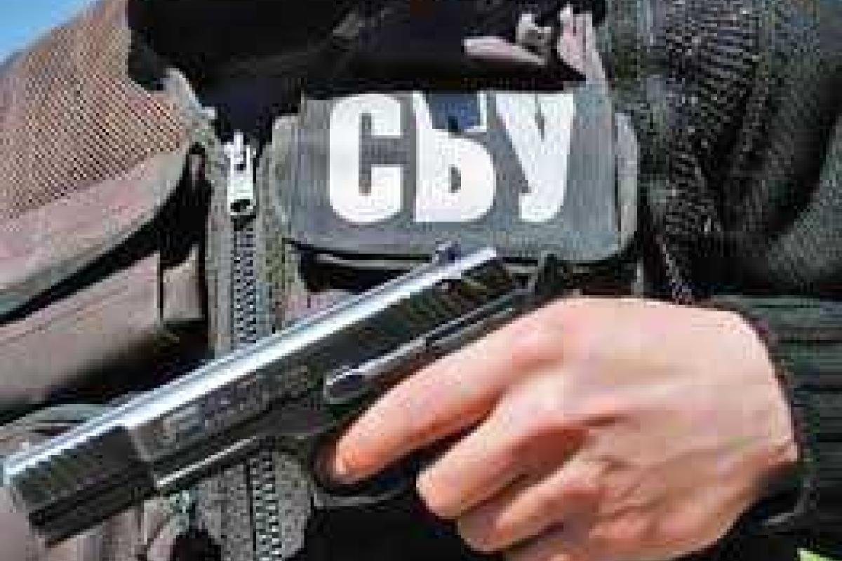 В Донбассе СБУ усилила зачистку линии разграничения в условиях ожидания войны В Донбассе СБУ усилила зачистку линии разграничения в условиях ожидания войны