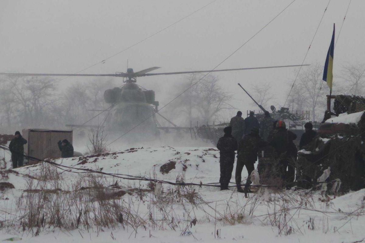 В Генштабе сообщили о ситуации в зоне АТО на утро 6 января В Генштабе сообщили о ситуации в зоне АТО на утро 6 января