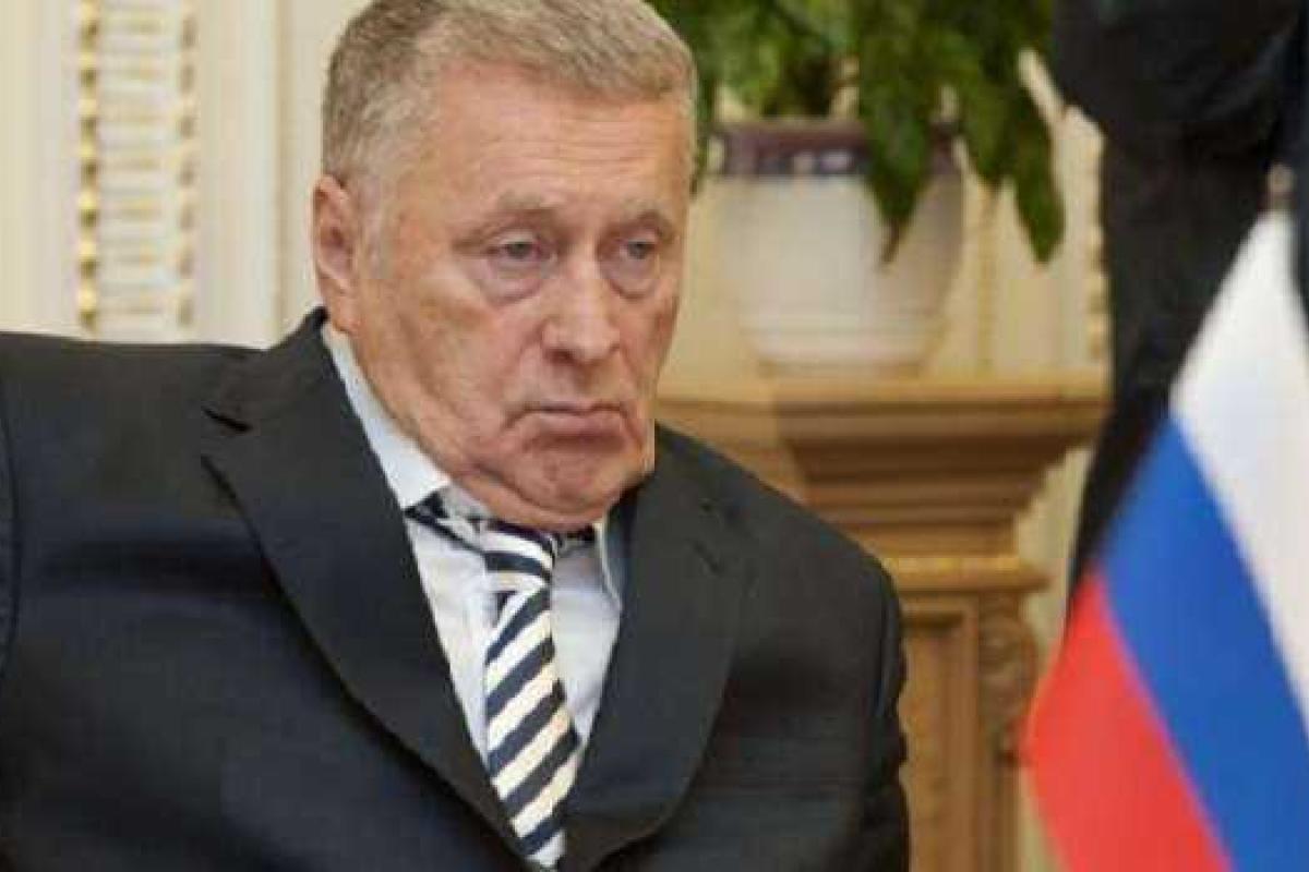 Жириновский предложил полиции охранять туристов из РФ за рубежом