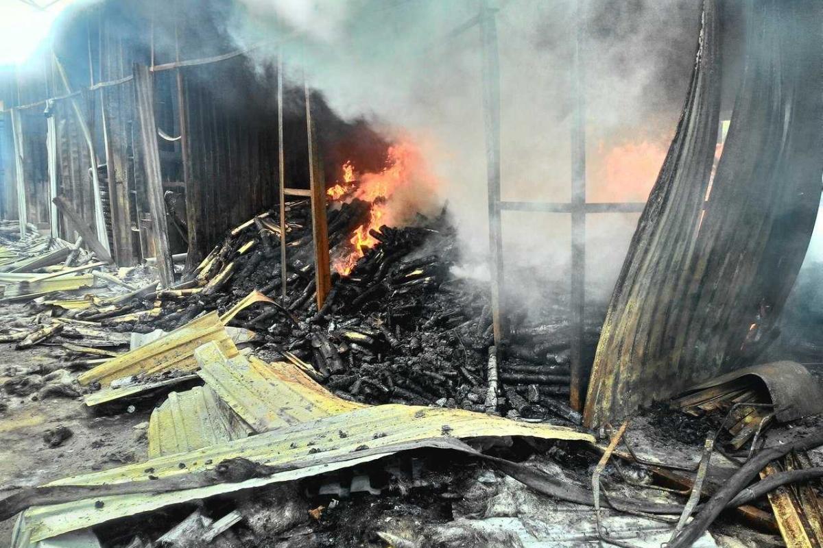 Марьинка попала под обстрел из тяжелого вооружения, повреждены шесть домов, - Мороз