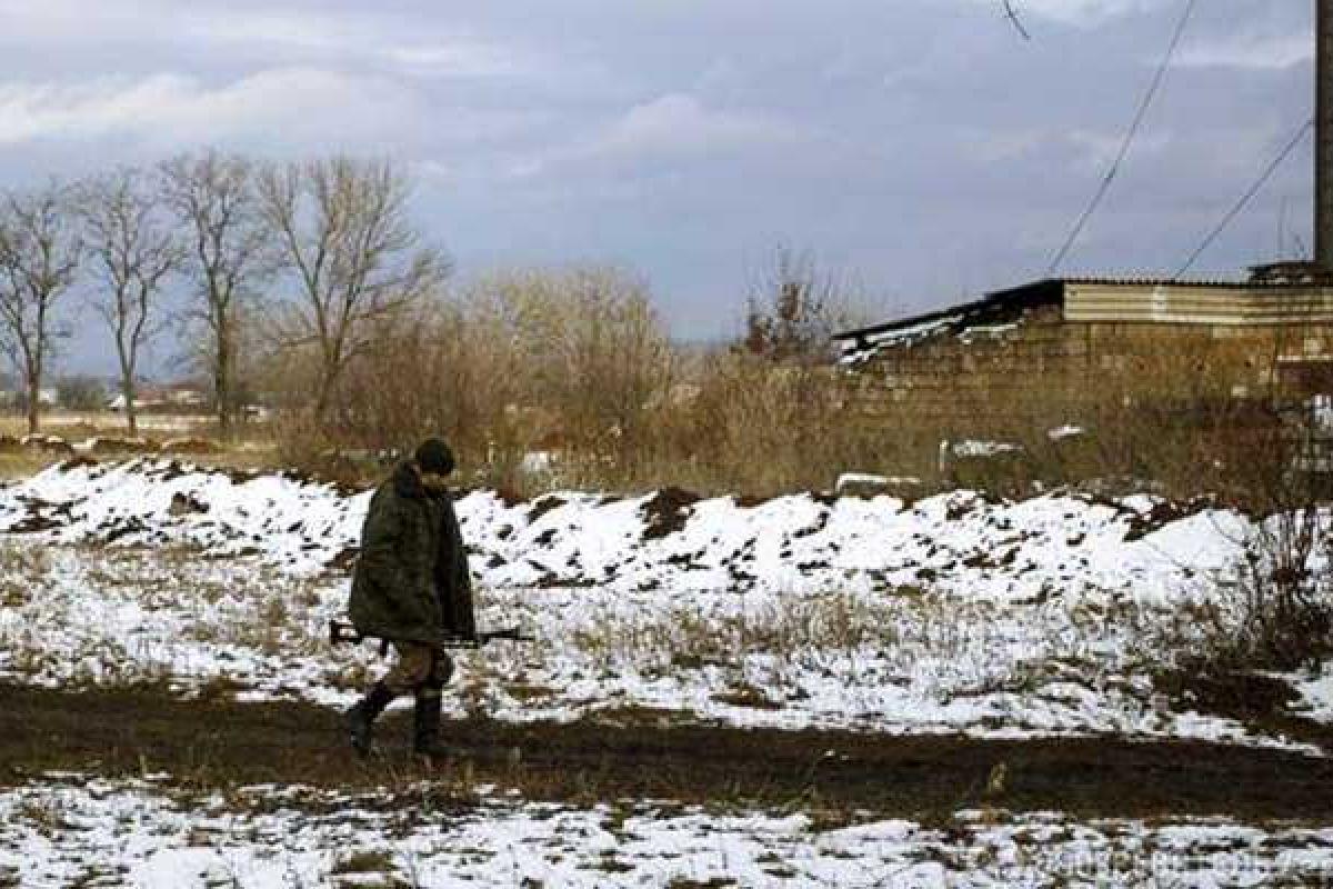 ОБСЕ зафиксировали шесть вооруженных боевиков российско-террористических войск в Коминтерново ОБСЕ зафиксировали шесть вооруженных боевиков российско-террористических войск в Коминтерново