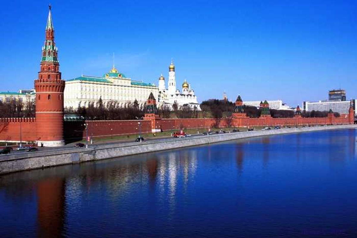 Кремль, вопреки желанию, вынужден идти на определенные уступки по Донбассу, - эксперт Кремль, вопреки желанию, вынужден идти на определенные уступки по Донбассу, - эксперт