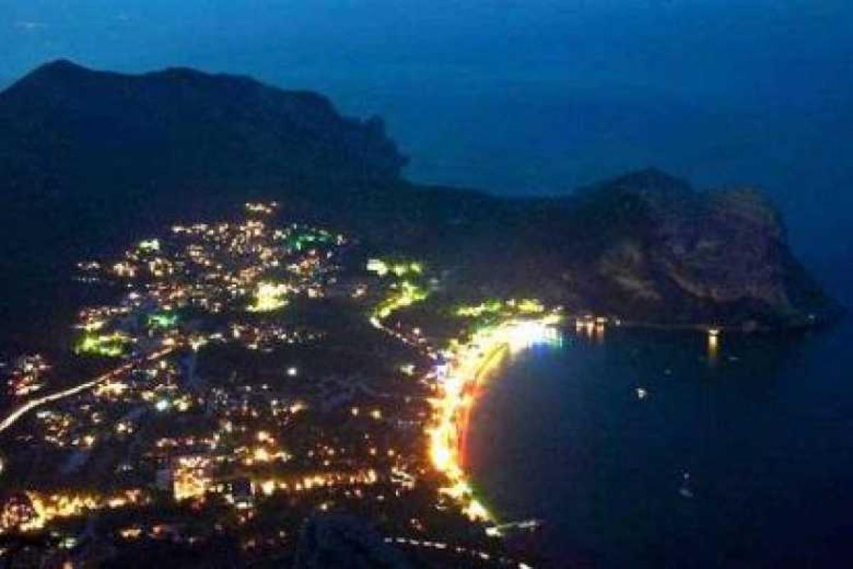 В Крыму активисты провели собственный опрос о признании полуострова украинским в обмен на свет В Крыму активисты провели собственный опрос о признании полуострова украинским в обмен на свет