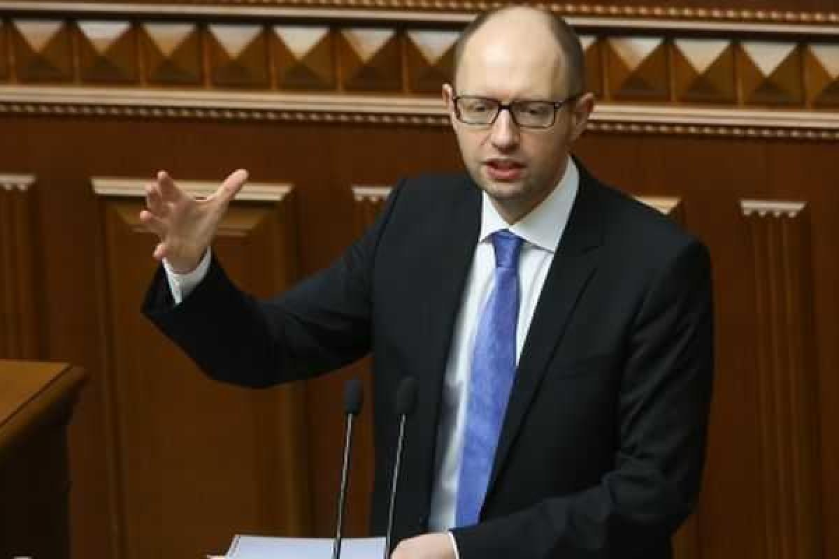 Украина лишилась 20% экономики, потеряв Донецк, Луганск и Крым - Яценюк Украина лишилась 20% экономики, потеряв Донецк, Луганск и Крым - Яценюк