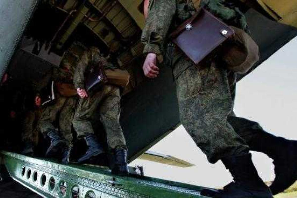 Жители Крыма возмущены появлением в Джанкое полка ВДВ