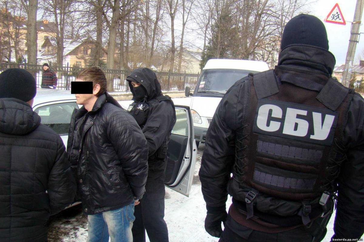 В Счастье СБУ провела спецоперацию, задержано 28 человек В Счастье СБУ провела спецоперацию, задержано 28 человек
