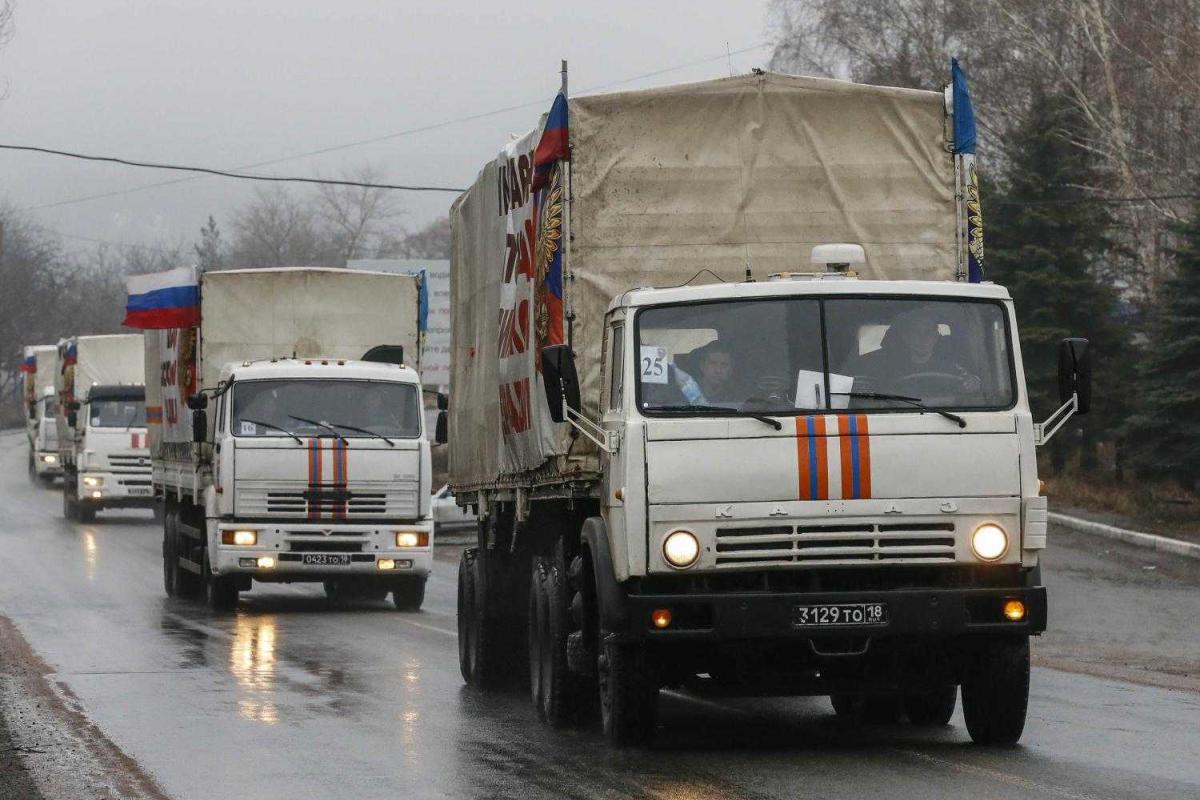 Россия отправила на Донбасс очередной "путинский гумконвой" Россия отправила на Донбасс очередной "путинский гумконвой"