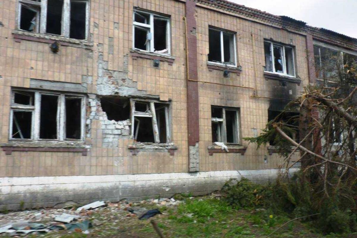 Боец АТО: Под Водяным наши позиции до сих пор под обстрелом снайперов Боец АТО: Под Водяным наши позиции до сих пор под обстрелом снайперов