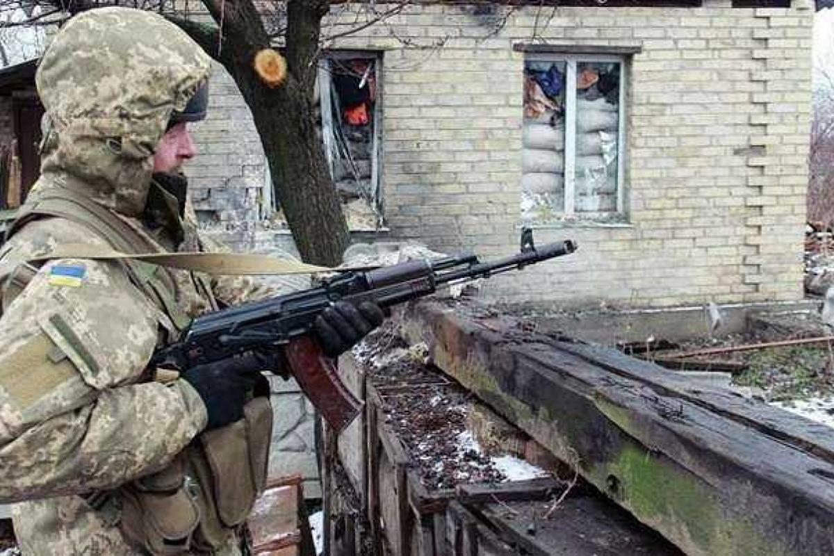 Украина и РФ будут придерживаться зеркальных стратегий для решения военного конфликта в Донбассе, - Соловей Украина и РФ будут придерживаться зеркальных стратегий для решения военного конфликта в Донбассе, - Соловей