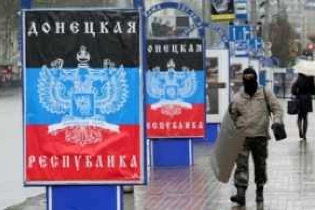 15-летний житель Донецка собрал в соцсети данные о 2027 террористах "Л/ДНР" 15-летний житель Донецка собрал в соцсети данные о 2027 террористах "Л/ДНР"
