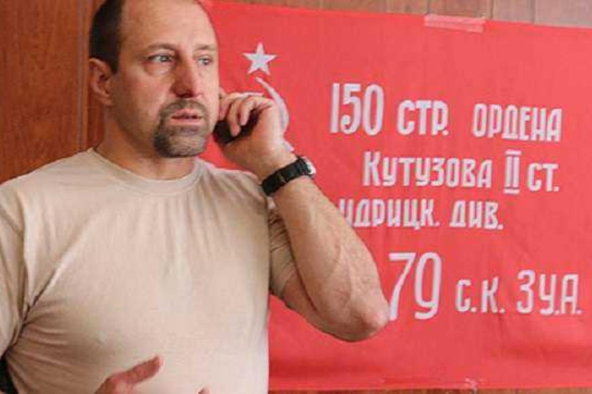 Политолог рекомендует Ходаковскому сдаваться, иначе его ликвидируют российские спецслужбы за «длинный язык» Политолог рекомендует Ходаковскому сдаваться, иначе его ликвидируют российские спецслужбы за «длинный язык»