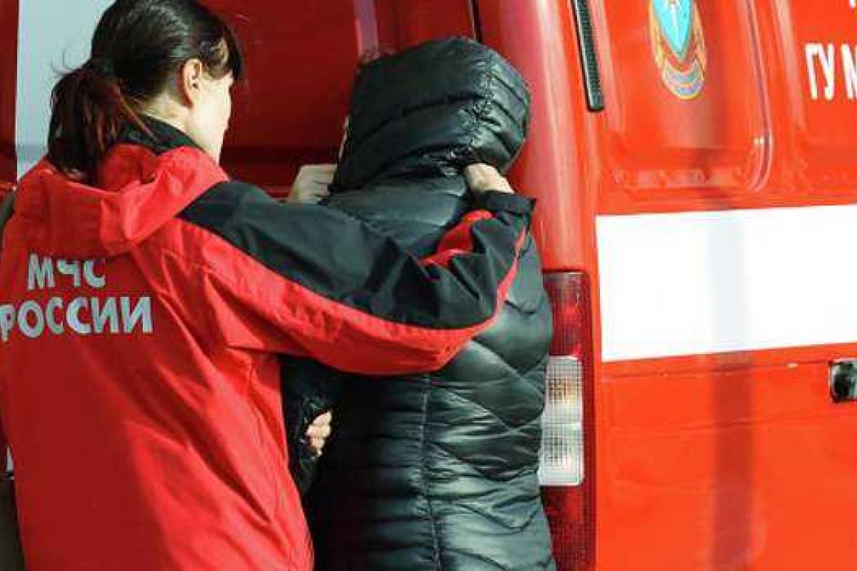 В Ярославле рухнул подъезд жилого дома от взрыва газа В Ярославле рухнул подъезд жилого дома от взрыва газа