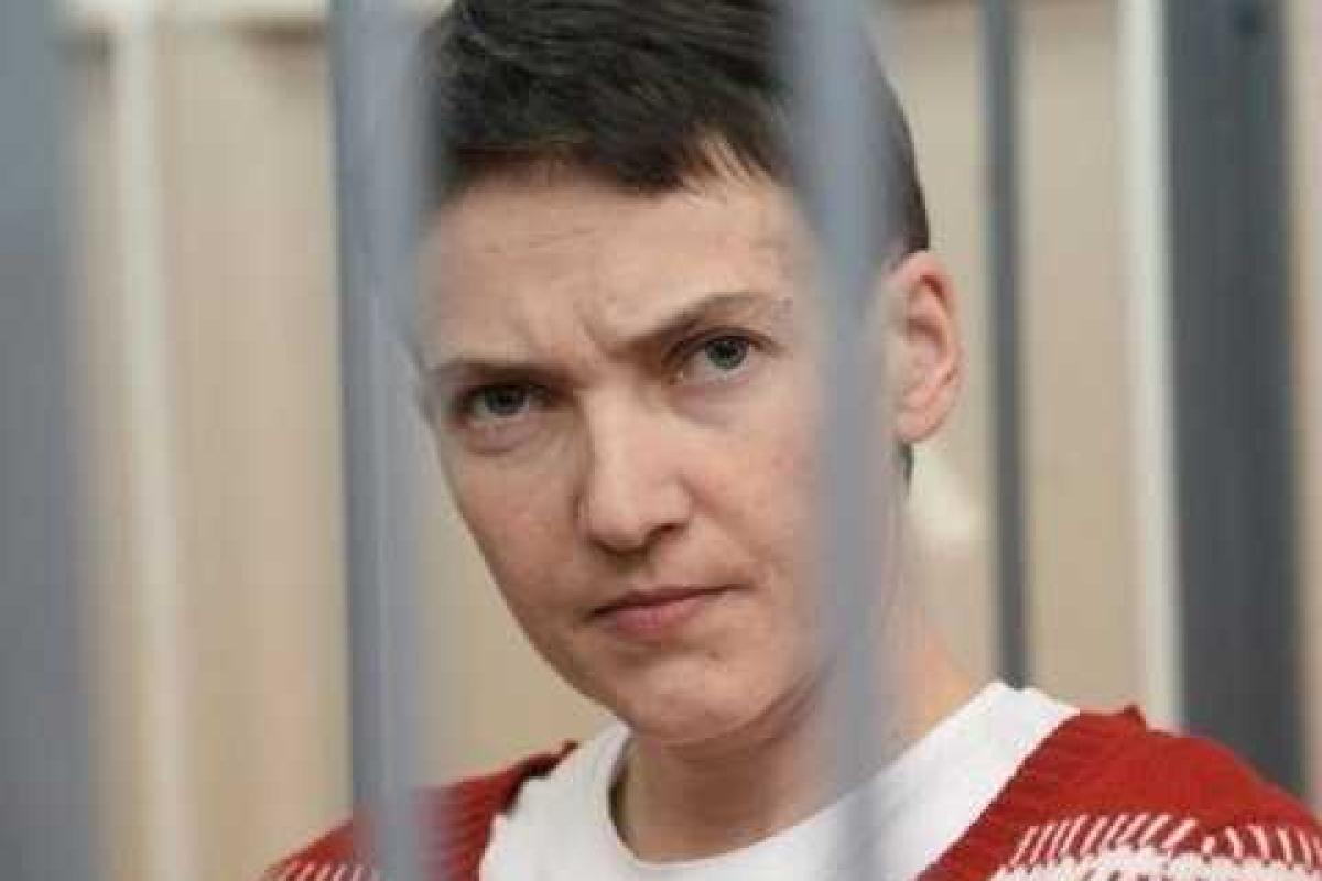 Адвокат Савченко заявил, что летчица не принимает помилование от России Адвокат Савченко заявил, что летчица не принимает помилование от России