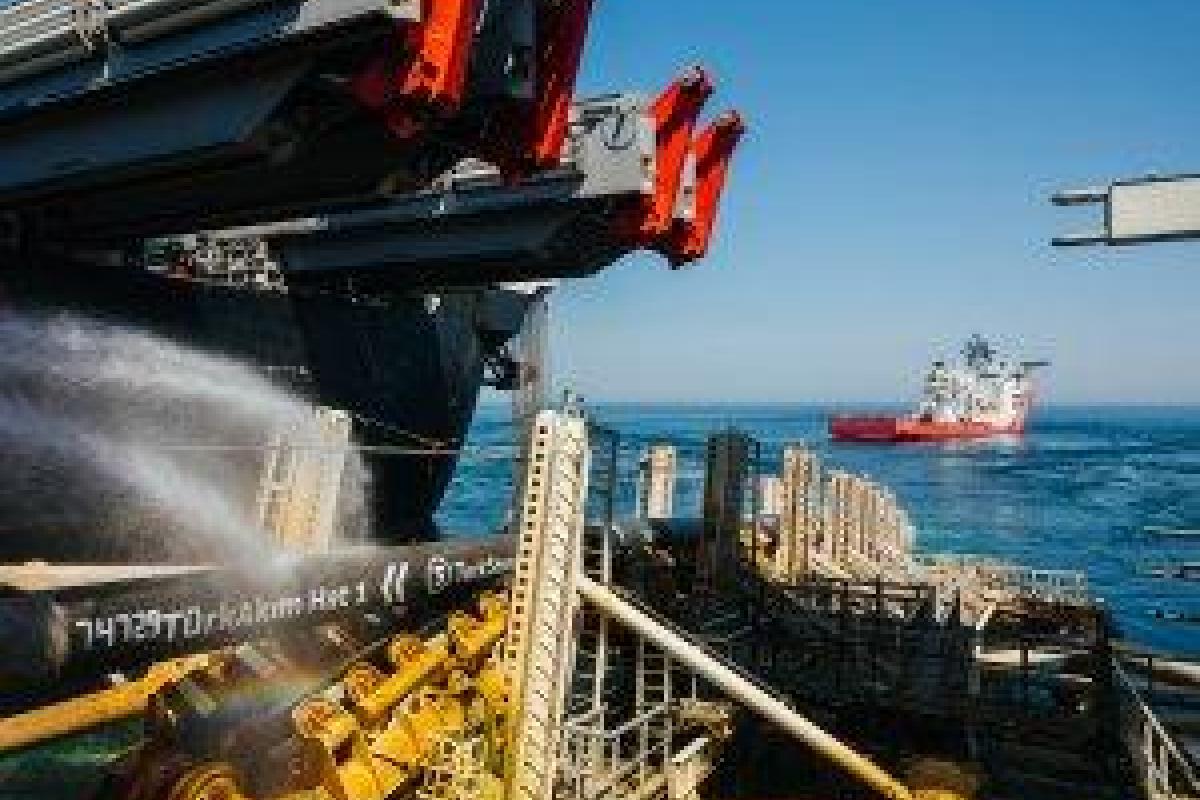 В обход Украины: "Газпром" достроил первую нитку "Турецкого потока"