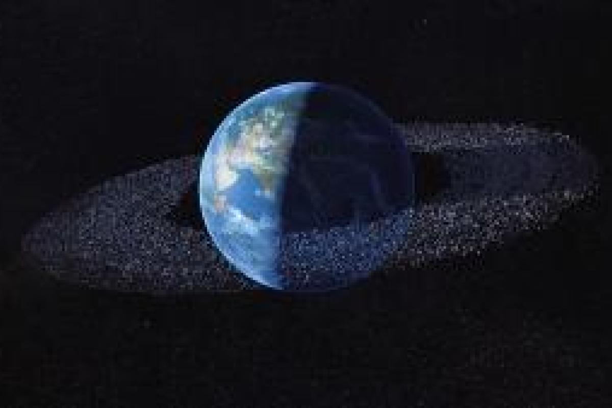 Ученые бьют тревогу: вокруг Земли скопилось больше 8000 тонн мусора Ученые бьют тревогу: вокруг Земли скопилось больше 8000 тонн мусора